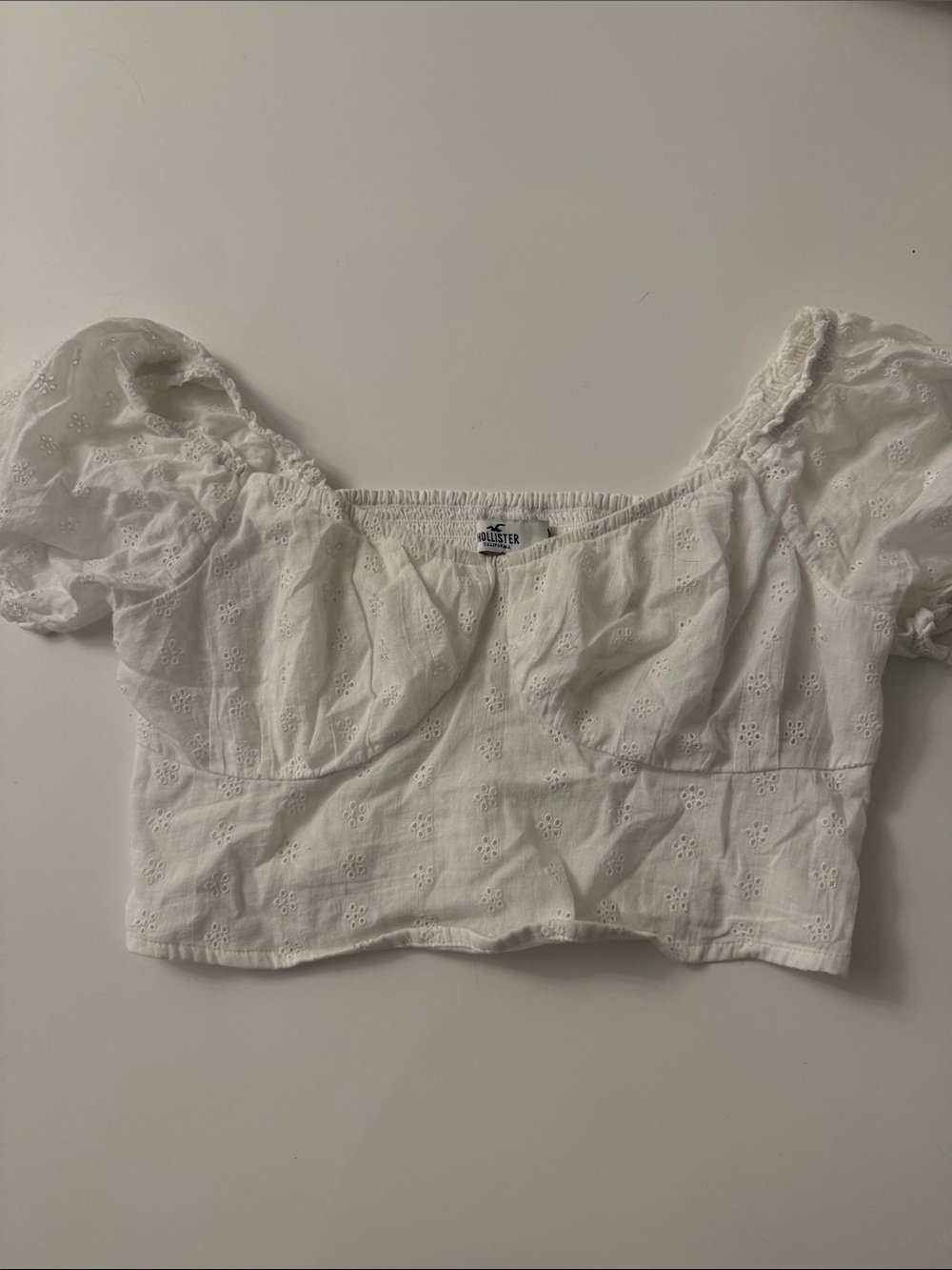 Hollister White Eyelet Puff-Sleeve Crop Top